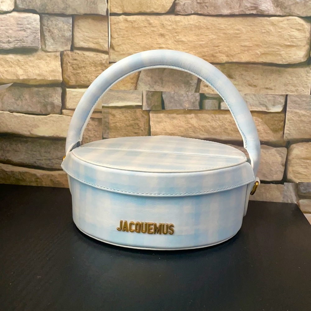 Jacquemus la boite Gateaux bag….white and blue